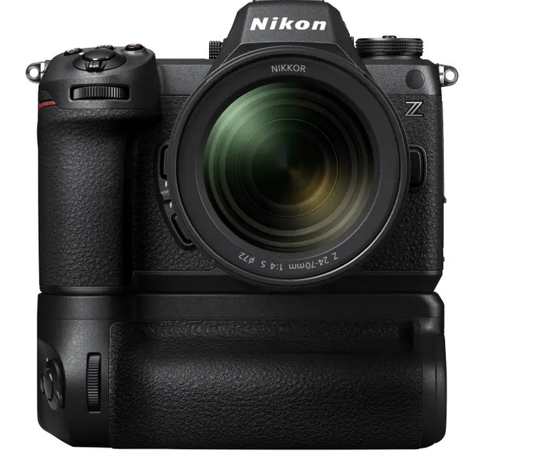 Nikon Z6III 24.5MP Mirrorless Digital Camera with NIKKOR Z 24–70mm f/2.8 S Lens