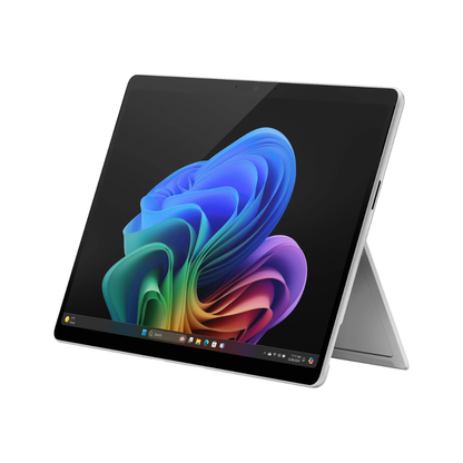 Microsoft Surface Pro 11 2-in-1 with Keyboard | Snapdragon(R) X | 16GB RAM | 512GB SSD | Windows 11